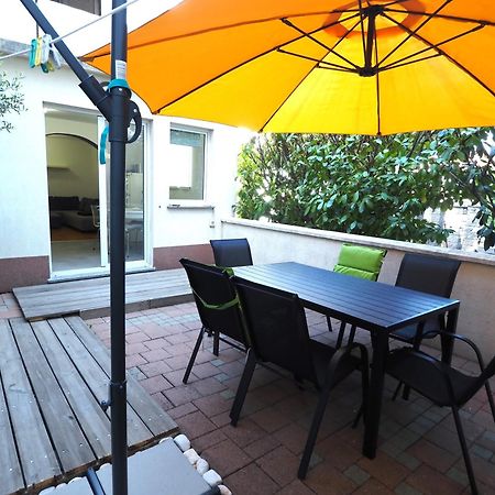 Apartment With Garden In 바르바리가 외부 사진