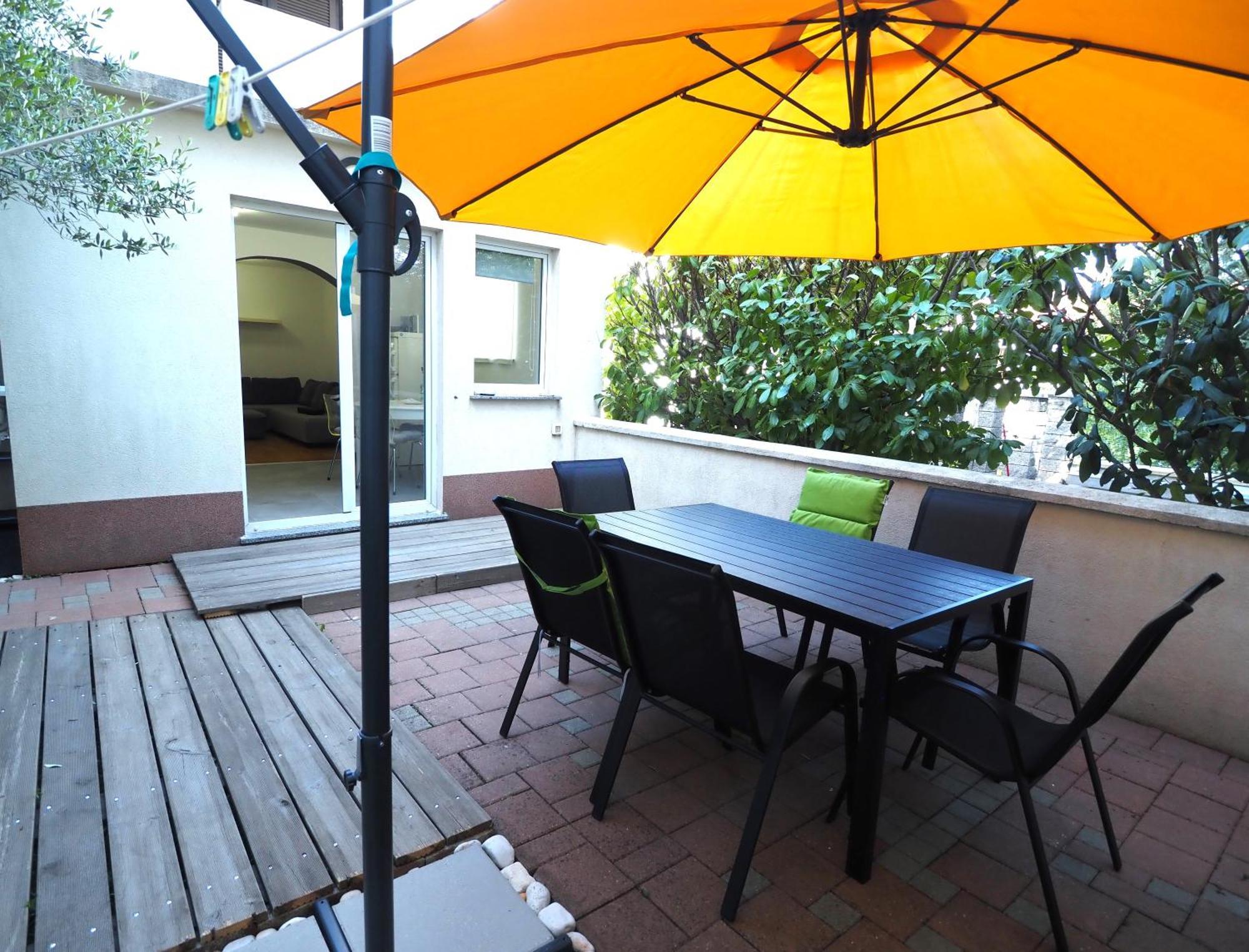 Apartment With Garden In 바르바리가 외부 사진