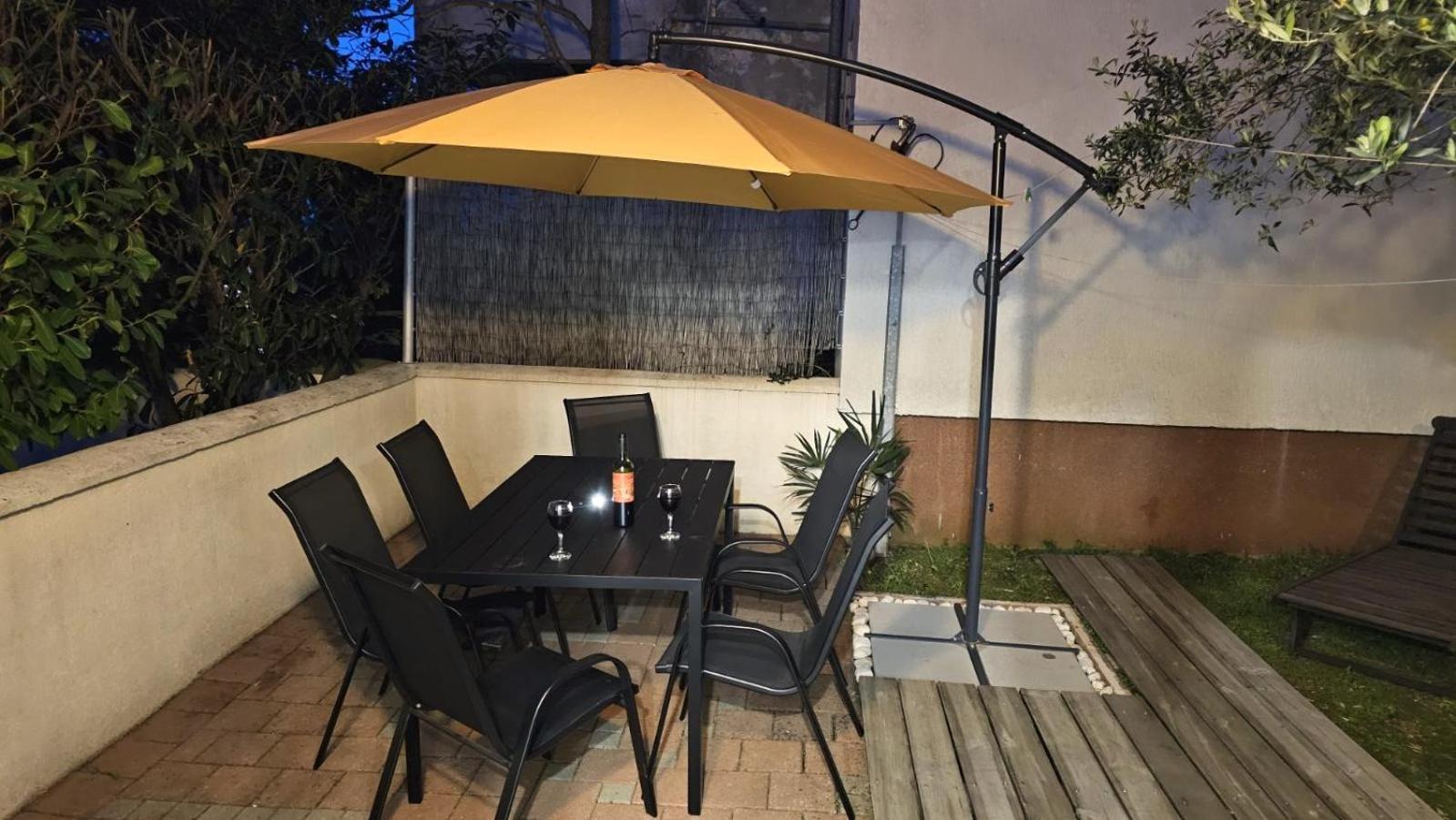 Apartment With Garden In 바르바리가 외부 사진
