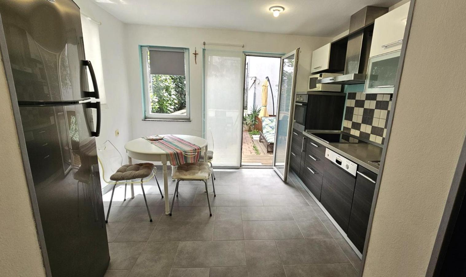Apartment With Garden In 바르바리가 외부 사진